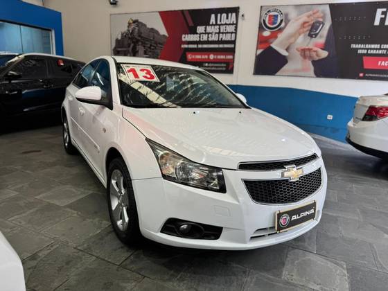 CHEVROLET CRUZE 1.8 LT 16V FLEX 4P AUTOMÁTICO CHEVROLET CRUZE 1.8 LT 16V FLEX 4P AUTOMÁTICO